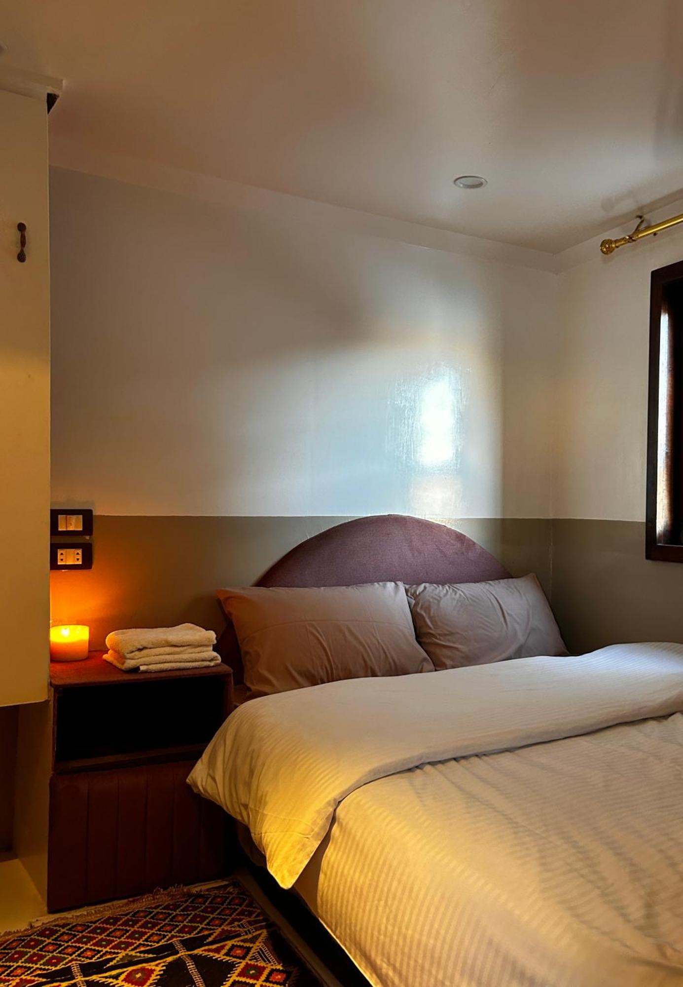 Houseboat Hotel And Nile Cruises Zainoba アスワン エクステリア 写真